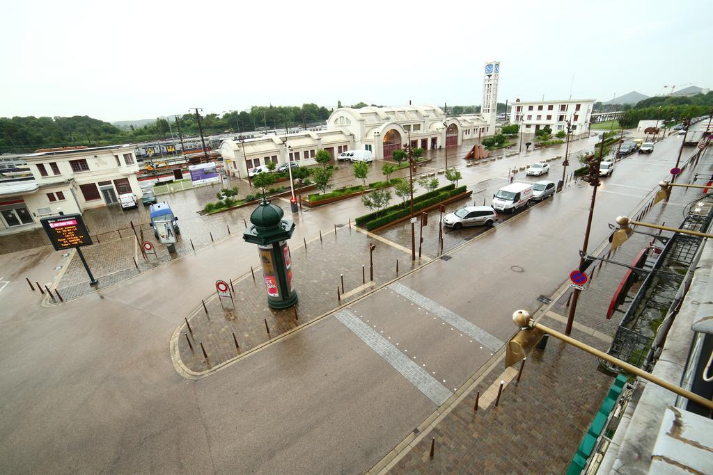 לנס Hotel De France חדר תמונה