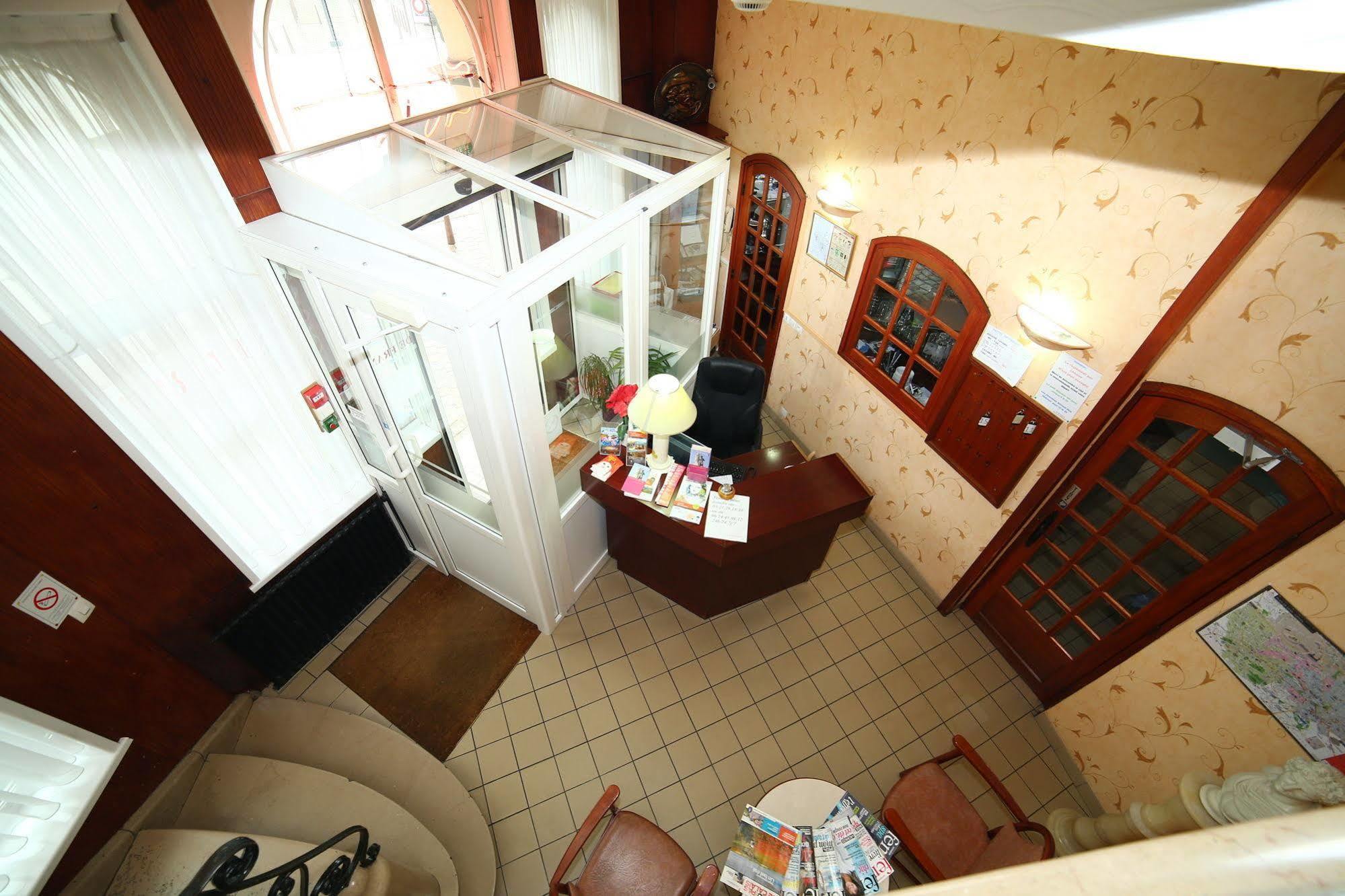 לנס Hotel De France מראה חיצוני תמונה